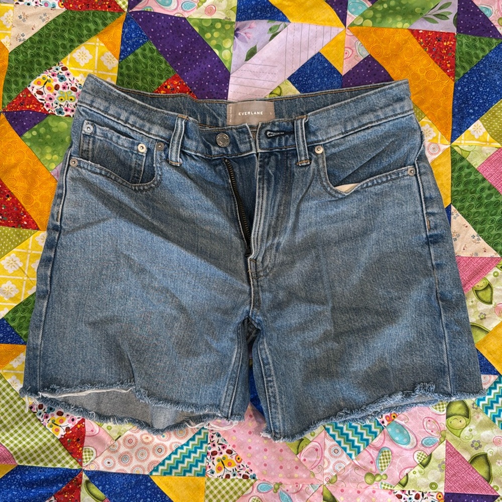 EVERLANE. Sz. 27 Women’s Relaxed Short
